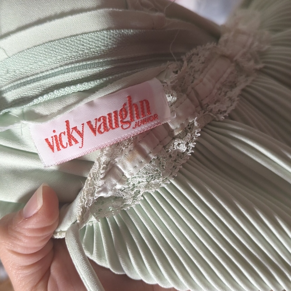 Vintage light green chiffon maxi dress Vicki Vaughn - Picture 6 of 7